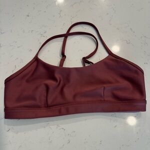ALO Yoga - airlift intrigue bra - burgundy truffle - very good condition